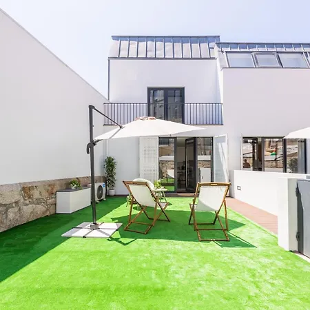 Heroismo Duplex Terrace דירה