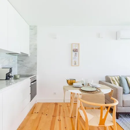 Heroismo Duplex Terrace Apartment