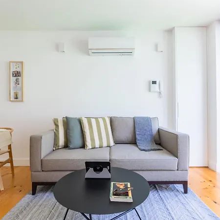 Heroismo Duplex Terrace Apartment *