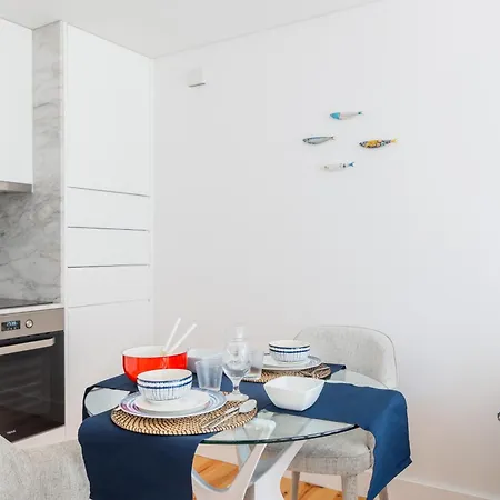 Heroismo Duplex Terrace Apartman *