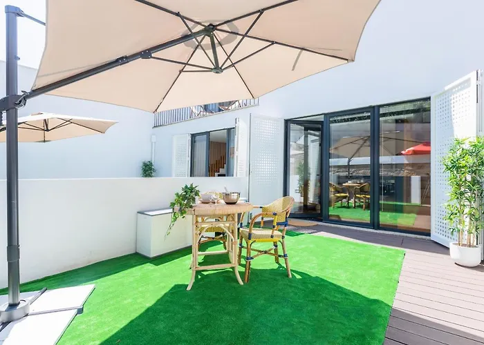 Heroismo Duplex Terrace Apartment Porto